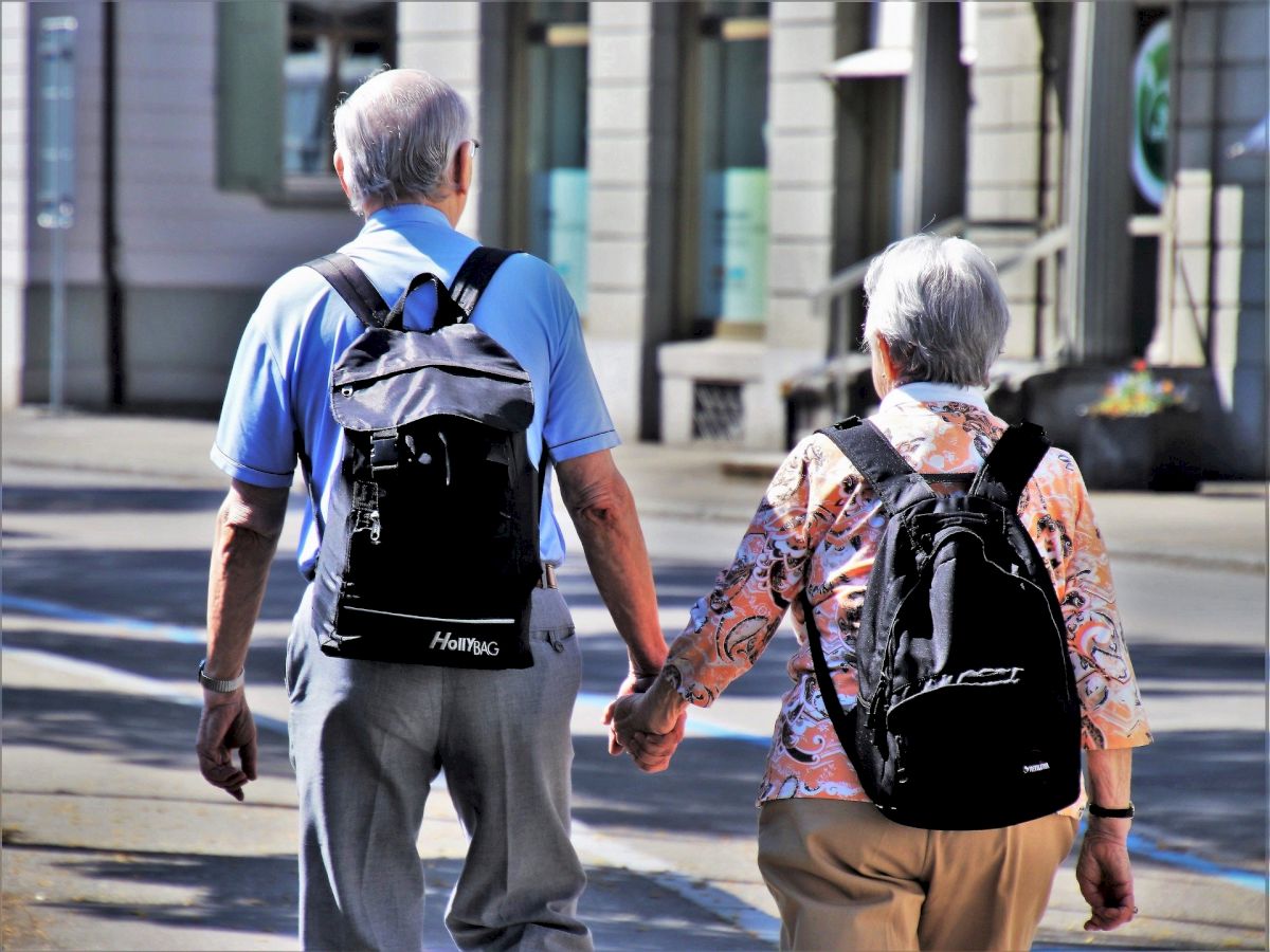 senior citizen hotel discount